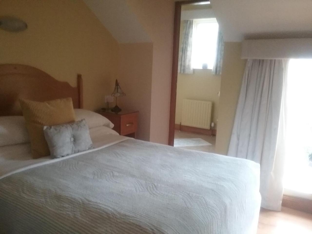 Ashleigh House Bed & Breakfast Monaghan Exterior photo
